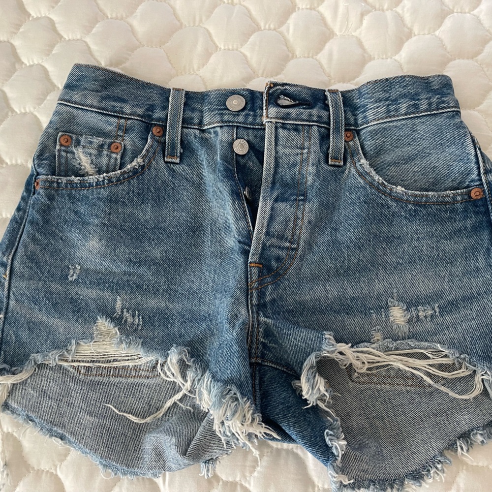 Levi shorts